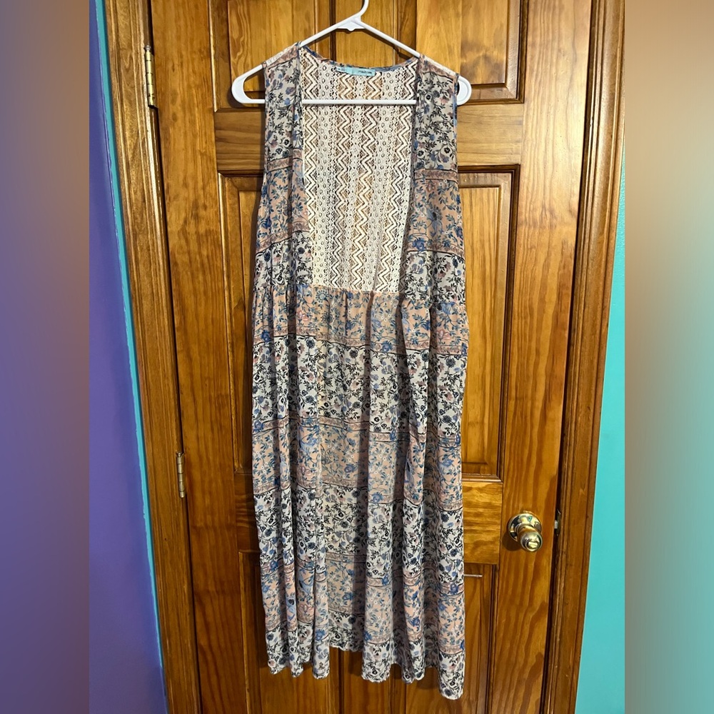 Long vest sheer with woven lace Maurice’s